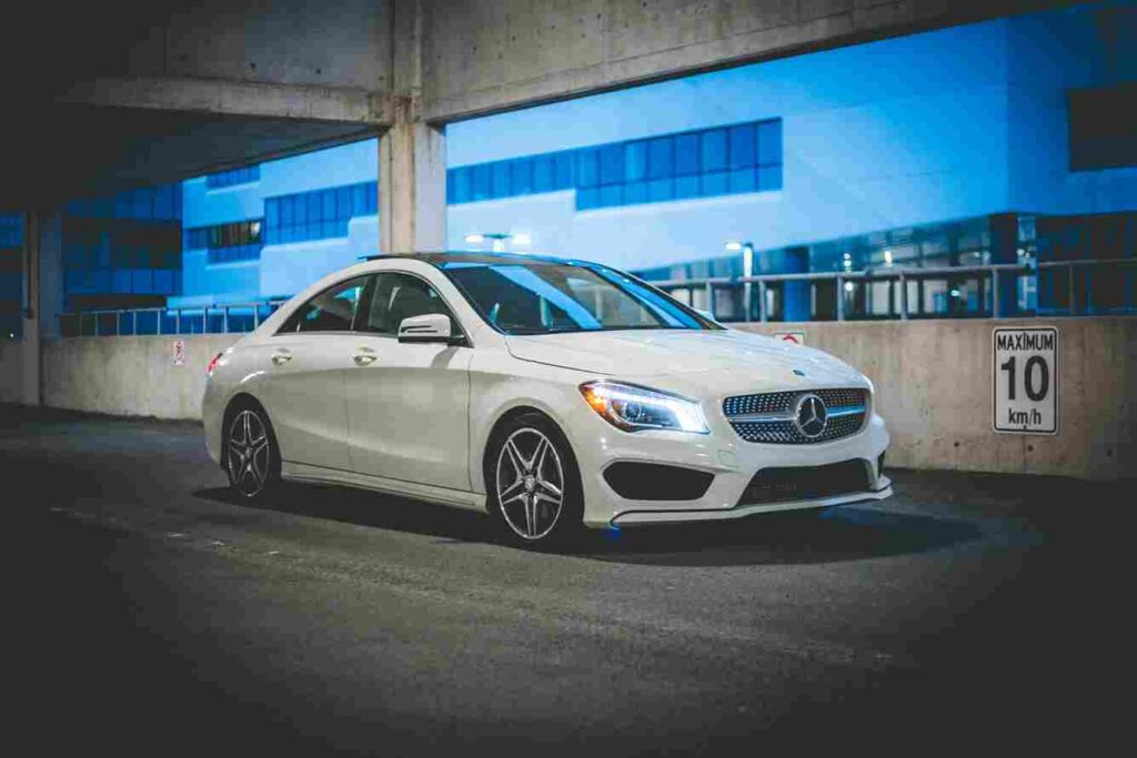 Monthly Car Rental – A Smart Mobility Choice for Professionals in Dubai